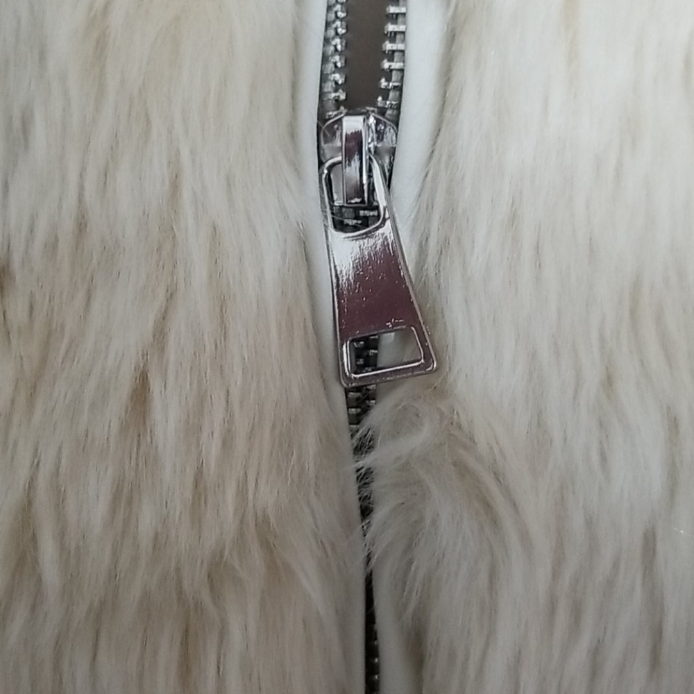 》NEW Rue21 Vest - Picture 3 of 6